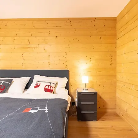 Ski-in, Ski-out, Vue Montagne, Et Sauna * 넨다즈
